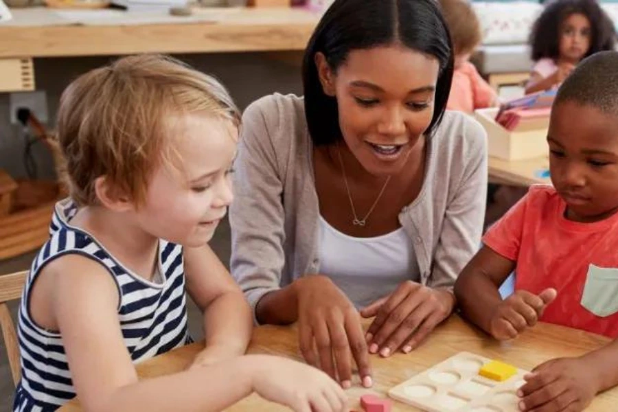 What are the basic skill required to be a Preschool Teacher?